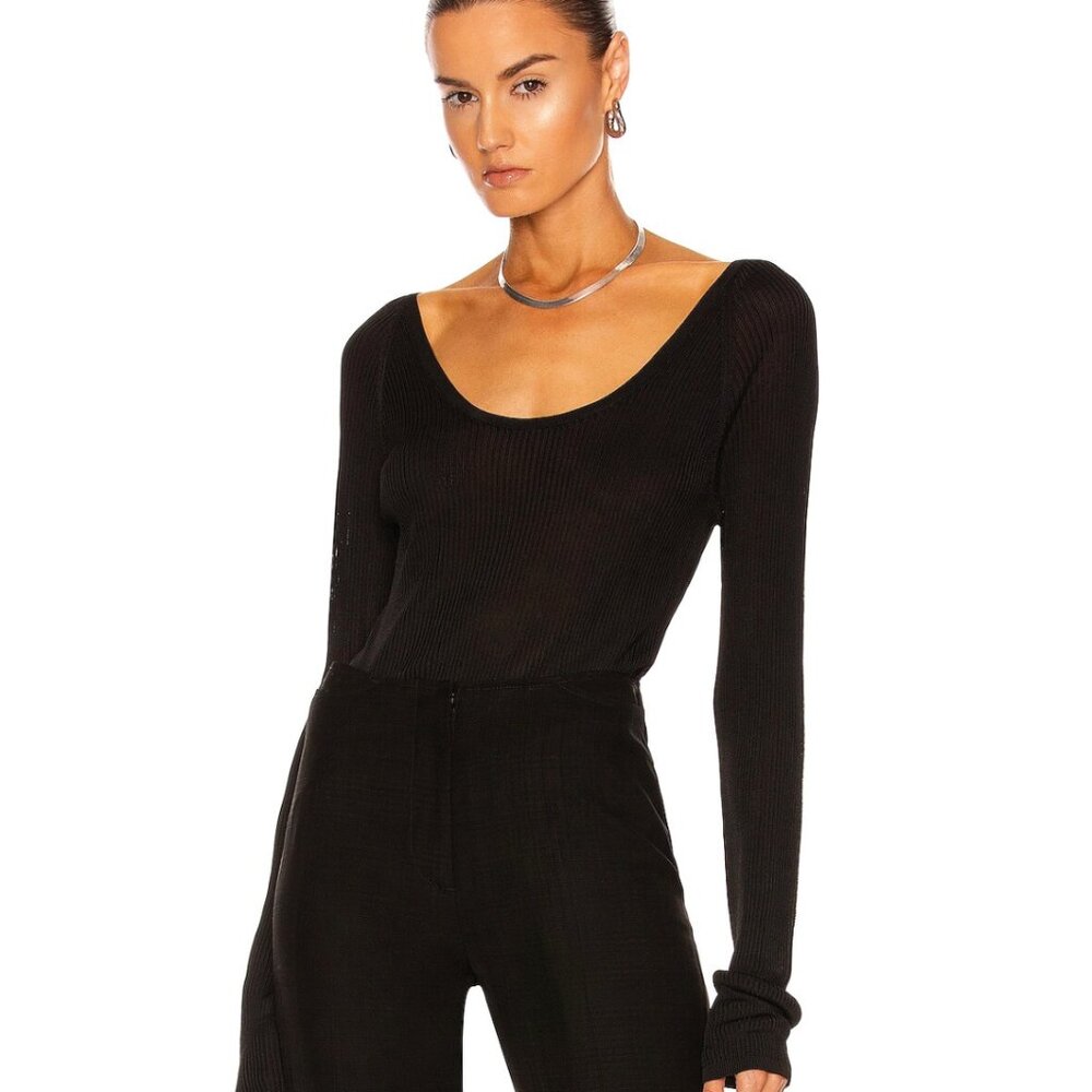BNWT Toteme Silky Scoop Neck Top in Black - Size M